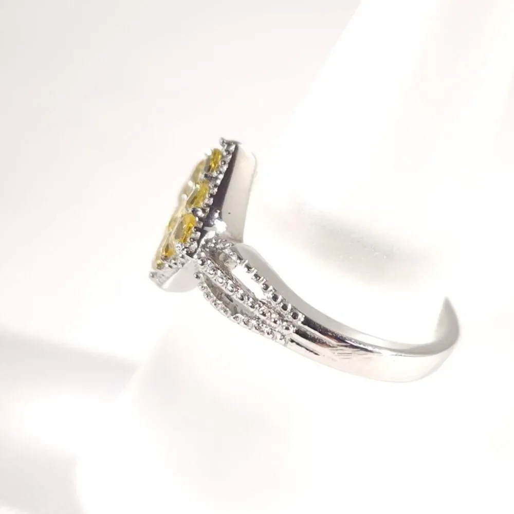Set of Ring and Pendant Necklace Simulated Yellow Diamond with Chain SIZE 7